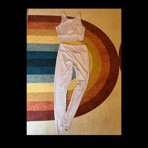 Workout Set / Top & Leggings